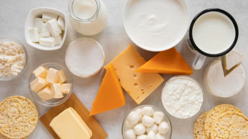 Low-fat dairy or dairy alternatives foods high in fiber